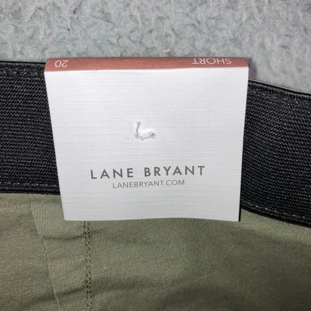 Lane Bryant Shorts Women 20 Chino Casual American Outdoor Preppy Minimalist - Picture 9 of 9